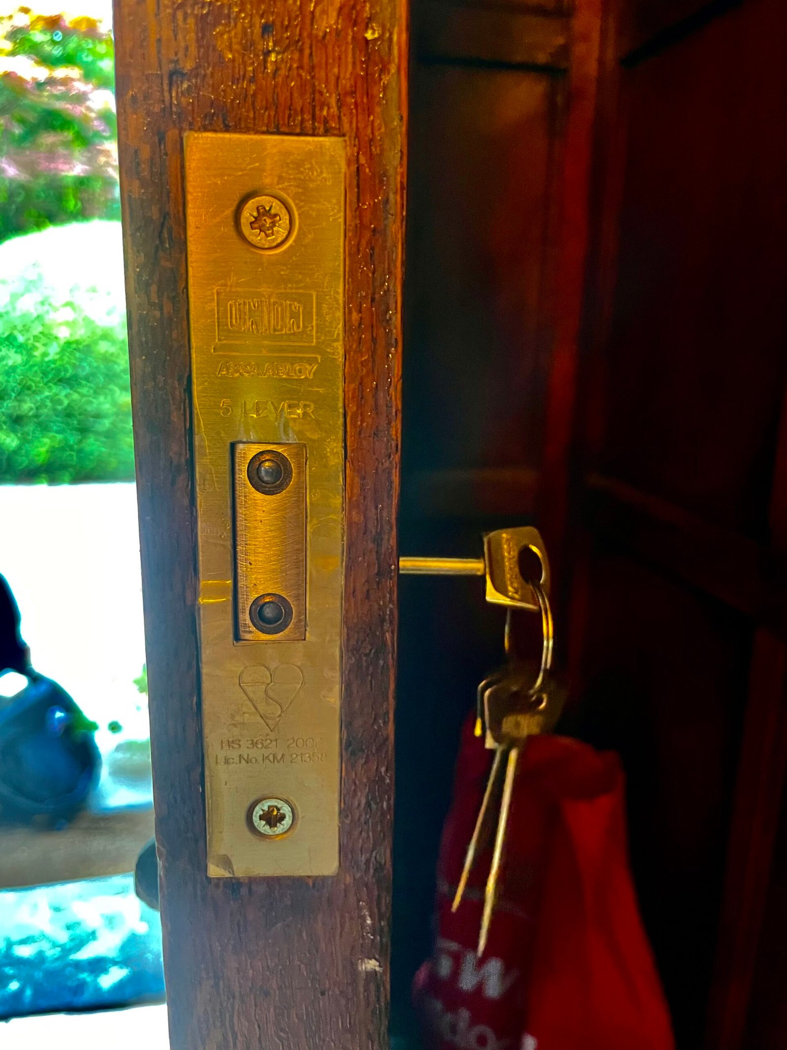 Why You Should Consider Emergency Locksmith for Reliable Help?